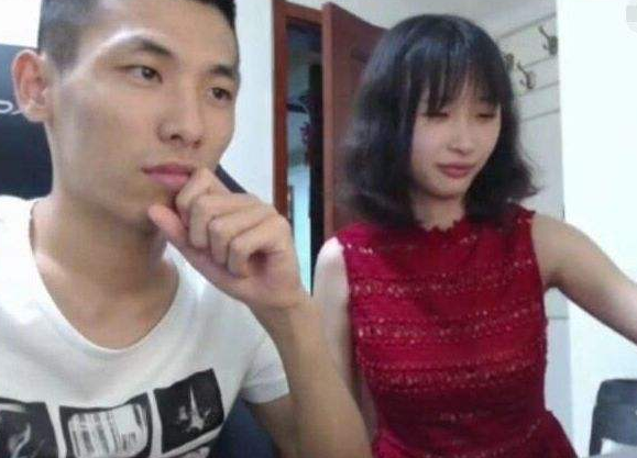                     韩茜茜私下叫旭旭宝宝叫哥哥，两人分离后坦言：想俺哥哥