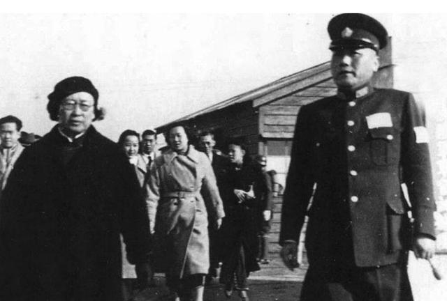 他投靠汪伪政府,被称为唯一将才,老蒋收编了他的军队,将他处决 澳门网上赌博游戏