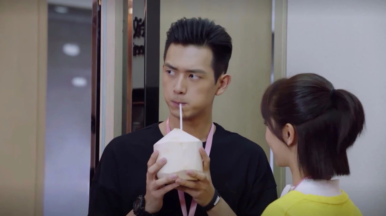 《亲爱的,热爱的》周珊勾引韩商言,无意中助攻