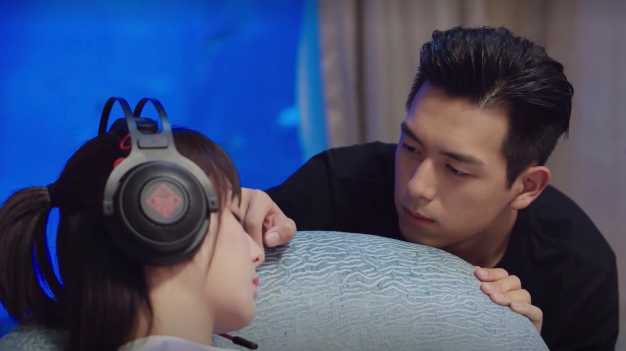 《亲爱的,热爱的》周珊勾引韩商言,无意中助攻