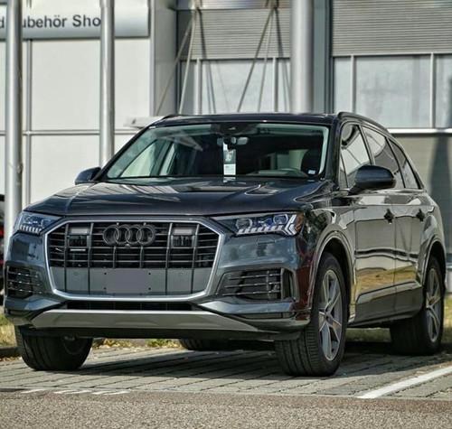 2020款奥迪q7实车现身,尺寸上调,换装新脸感十足