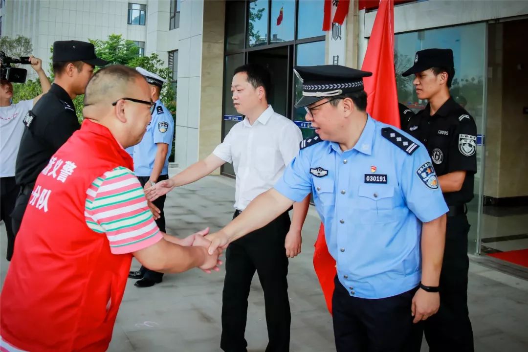 泰顺县公安局举行保平安护稳定夏季攻势大巡防启动仪式