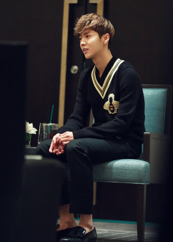 �ձ��ܺ������ݳ�Ʒ��,ɹ�ձ�¶��ʵ��������!����:����Ǯ���