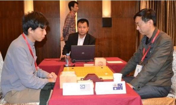 不会缺乏追求者,她之前有过一段婚姻,她的前夫是一位九段的围棋国手