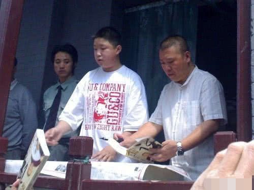 �ձ��ܺ������ݳ�Ʒ��,ɹ�ձ�¶��ʵ��������!����:����Ǯ���