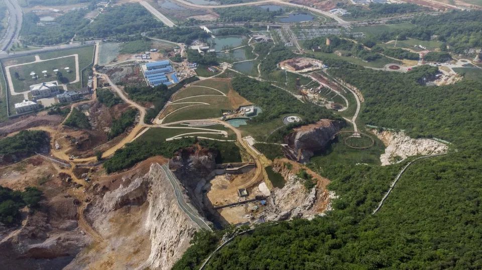 张唐景观新作 - 南京汤山矿坑公园