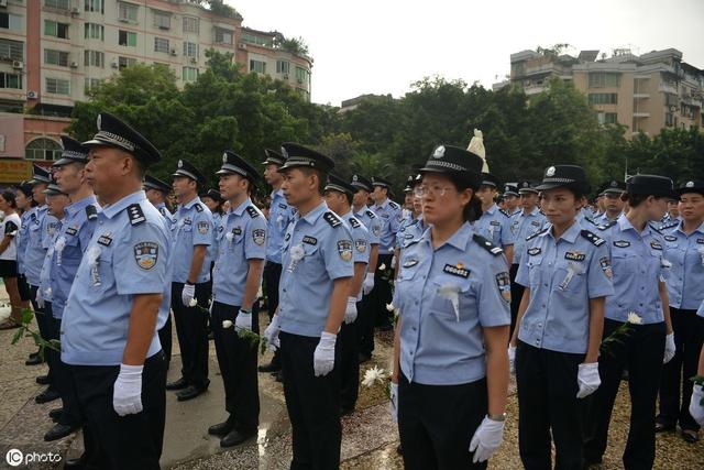 民警不再纳入公务员编制后或者转为辅警改革后有哪些变化