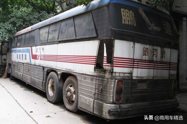 它真的不叫灰狗90年代重庆至成都线客运mcimc8美式三轴客车