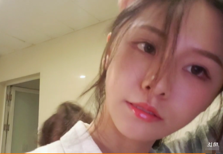 梦泪直播再现韩信极限偷家,带师姐阿冷亲自下