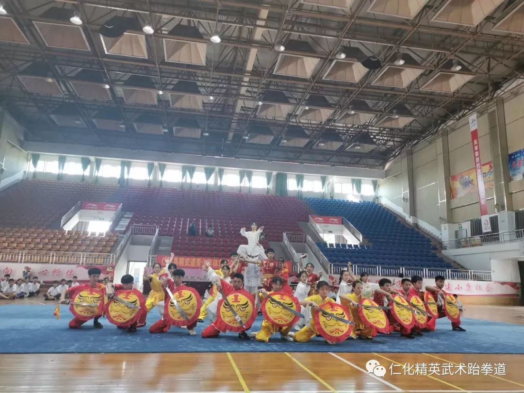 武术展示地点:韶关市仁化县体育馆时间:2019年6月15日-2019年6月19日