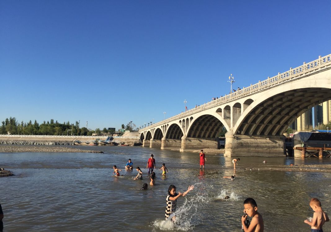 伊宁市区人口_伊宁劳教 戒毒 所民警参与辖区街道联谊节目受欢迎(3)