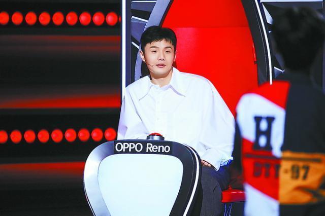 《中国好声音》收视夺冠,新导师李荣浩成亮点,3位选手