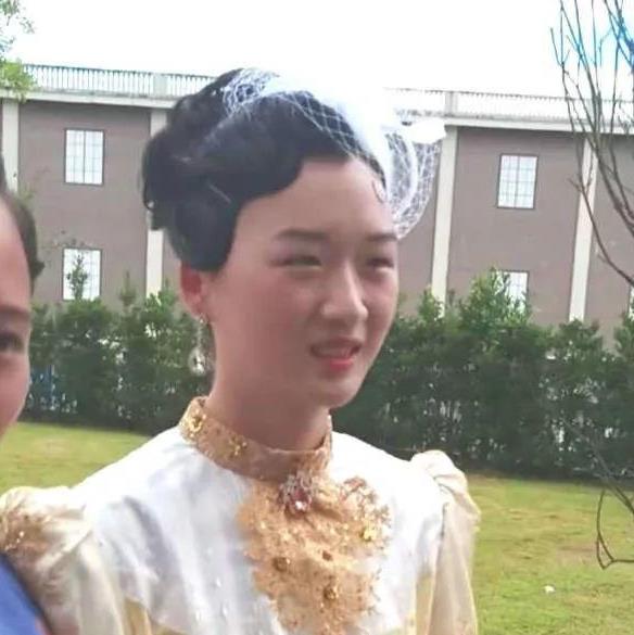 闫盼盼遇奇怪规则问题打两个球未被处罚获亚军2021/11/8闫盼