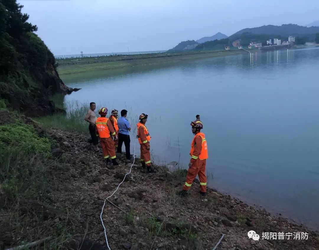 危急!普宁一男子在水库试图轻生,情绪激动