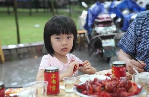                     6岁男童脾胃衰竭，这3种常见的伤脾食物，你还在给孩子吃吗