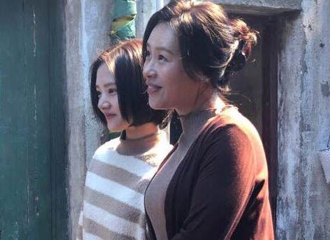 《悲伤逆流成河》易遥悲剧的人生,她的妈妈才是始作俑者