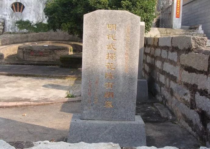 一栋呈现出中西建筑文化互相交融特色的烈士故居—董云阁烈士故居