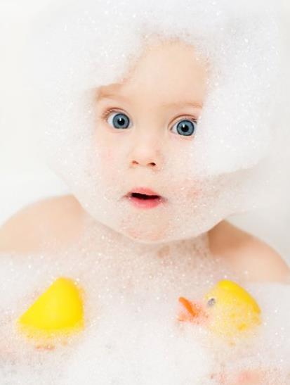 有了寶寶才知道，他的事情大小都重要；就連為他洗澡也要考慮周到 未分類 第4張