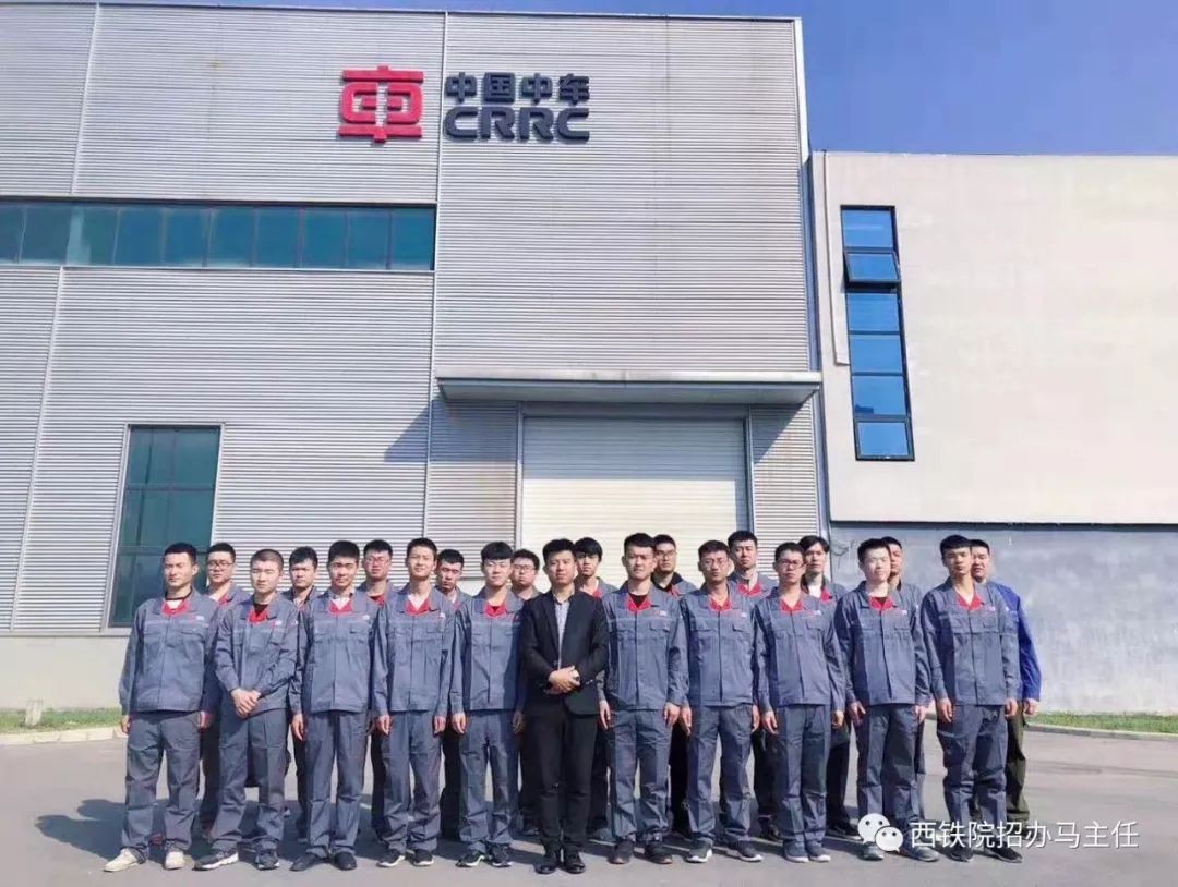 【高铁毕业】武宣初、高中生作文的v作文,特招的人生高中春图片