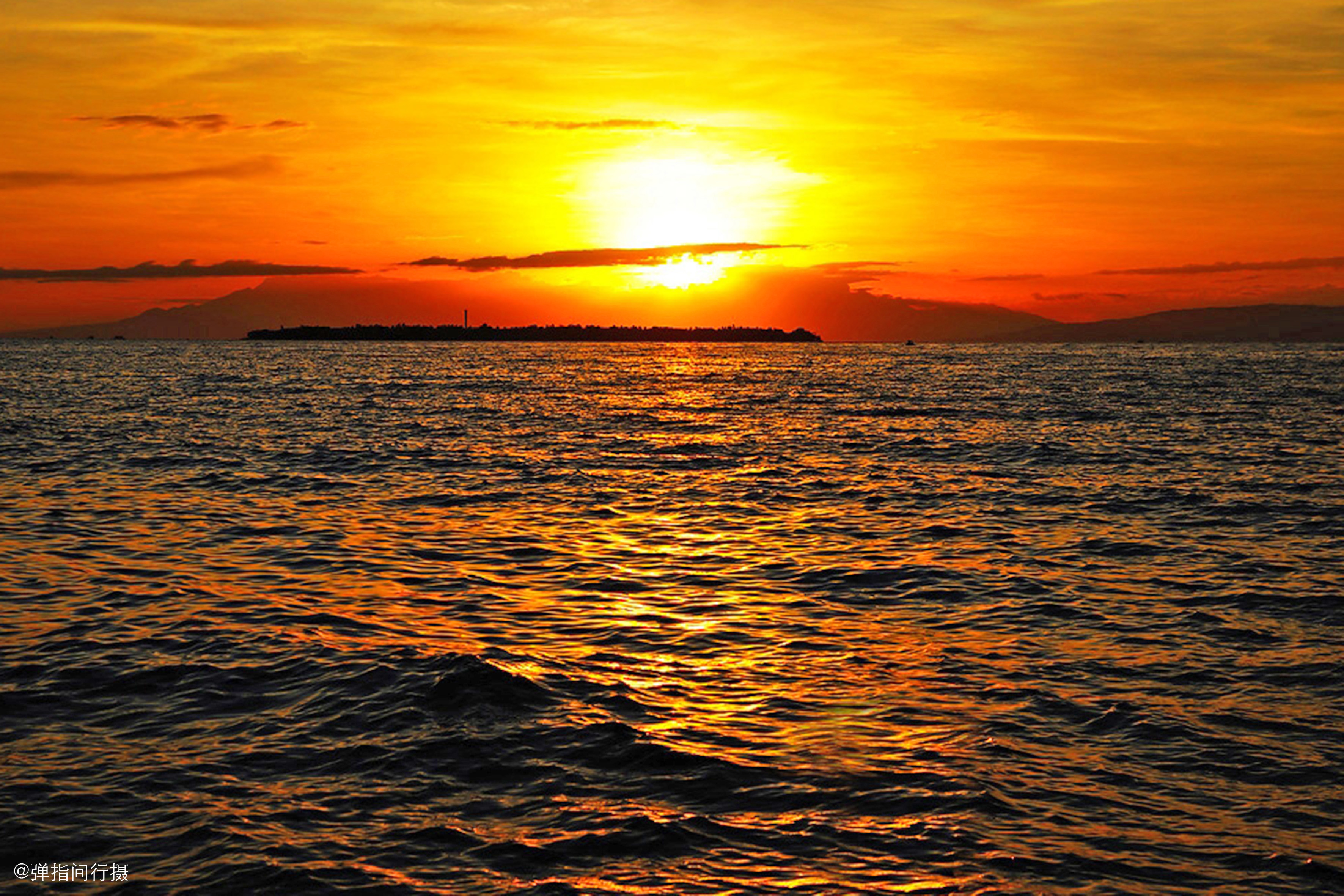 桌布 美麗的夕陽，陽光，大海，海浪，沙灘，雲 2560x1600 HD 高清桌布, 圖片, 照片