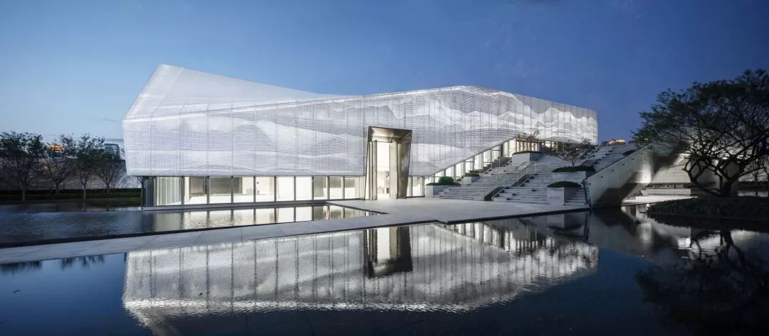 日清新作｜构建隐喻的太湖之石_建筑
