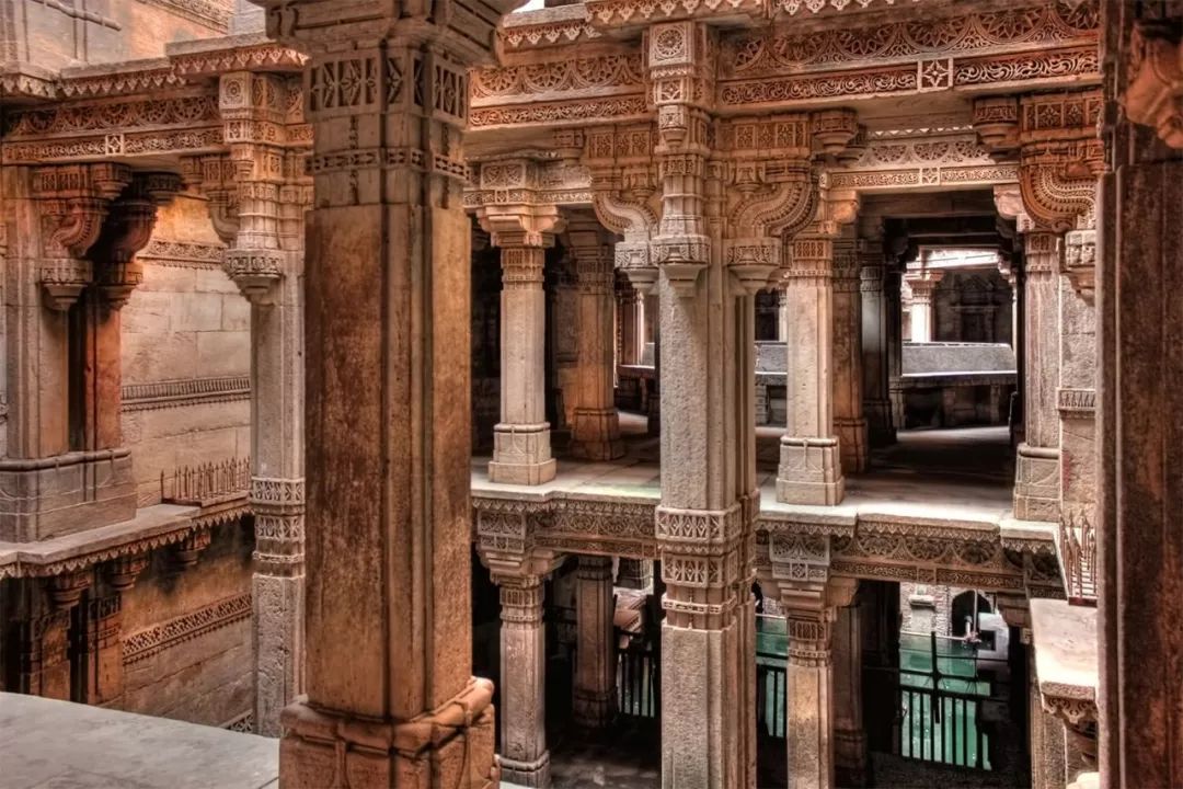 只知道泰姬陵?印度这些建筑让你大开眼界!网友:这也太美了吧!