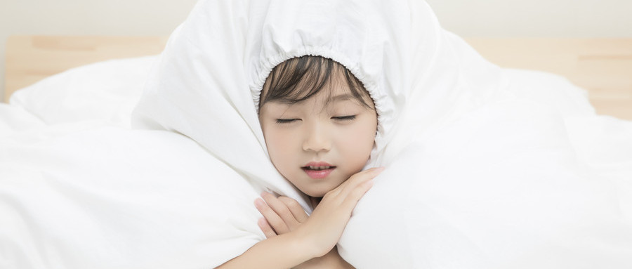                     孩子总说咽口水喉咙疼得厉害？可能不是上火这！快来自查一下