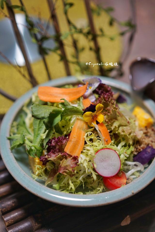 如何正确的做一名素食者 f939cf20a8e34dbca7d9184dde995462.jpeg