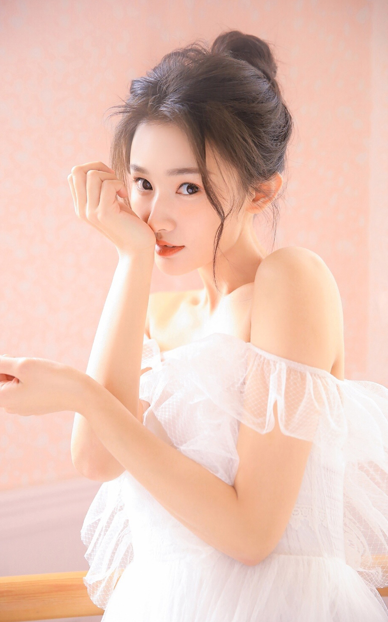 性感美女时尚写真,唯美清纯日式丸子头薄纱长