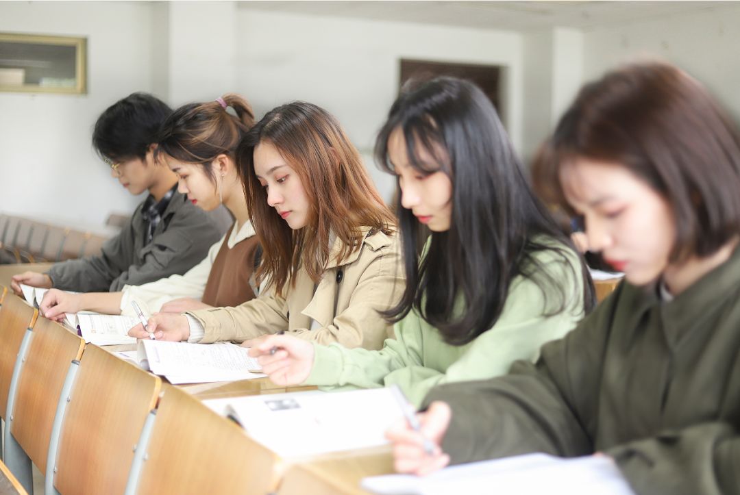 院长话专业温州大学瓯江学院数学与信息工程学院专业大揭秘