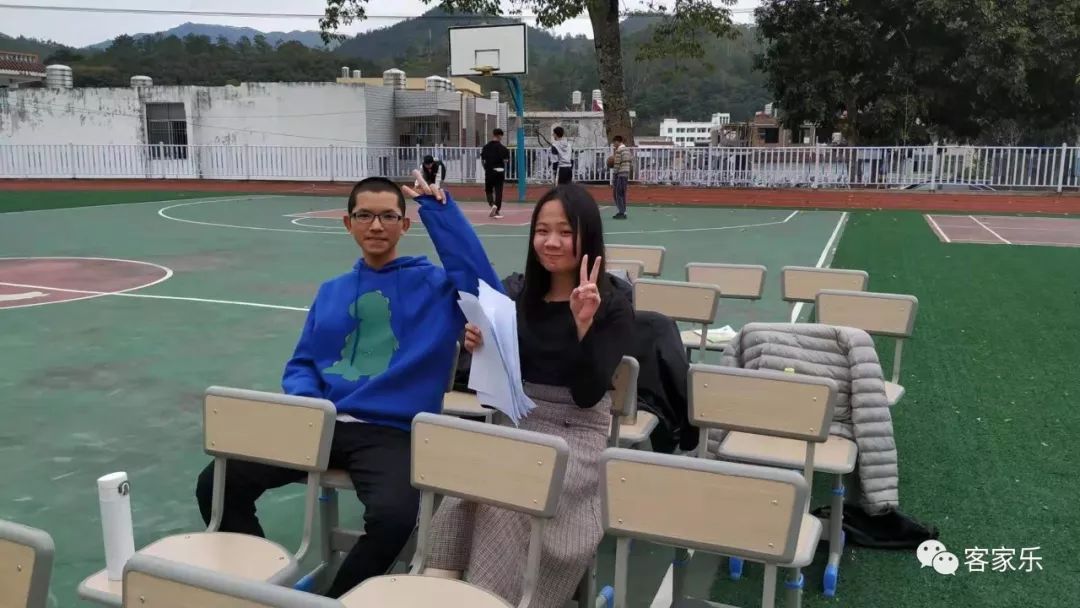 报捷祝贺秀篆中学2019届中考取得可人佳绩