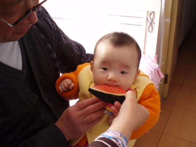                     夏天，这3种“零食”孩子要少吃，容易引起积食脾虚，家长要知道