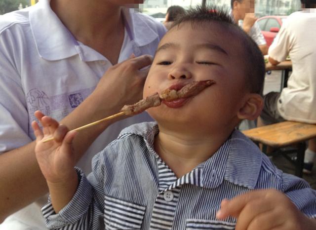                    夏天，这3种“零食”孩子要少吃，容易引起积食脾虚，家长要知道