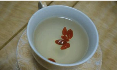                     孩子咳嗽怎么办？这种不用药的方法更有效！