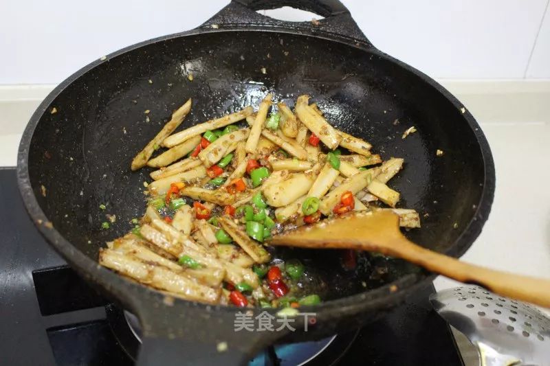 烧什么菜需要葱油 bb6f0a46ee67436aa24d3dbdf5f703d7.jpeg