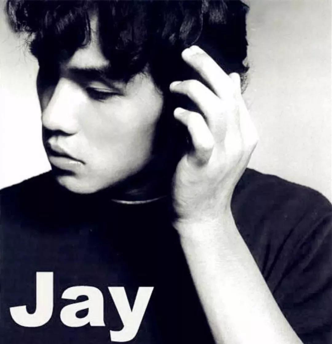 他正式出道,同名专辑《jay》横空出世,或许当时的人们没料到周杰伦的