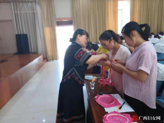 武鸣陆哗人口_武鸣人口姓氏(3)
