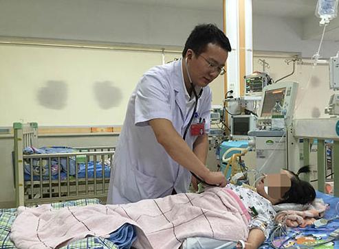                     5岁女童查出胃癌，这些你经常做的菜竟致癌，你还在给孩子吃？