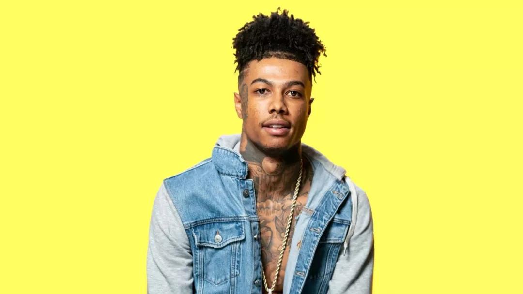 在签约了大公司后,buleface的说唱事业迎来了高峰,人们认为blueface