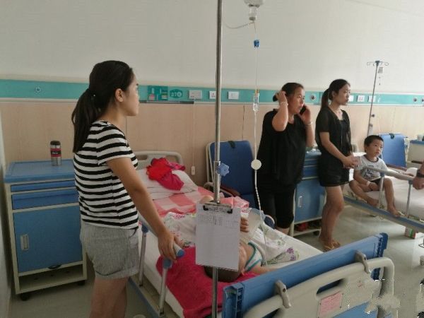                     8岁孩子诊断出肠癌！医生直言：有3种早饭，大人小孩都不能吃