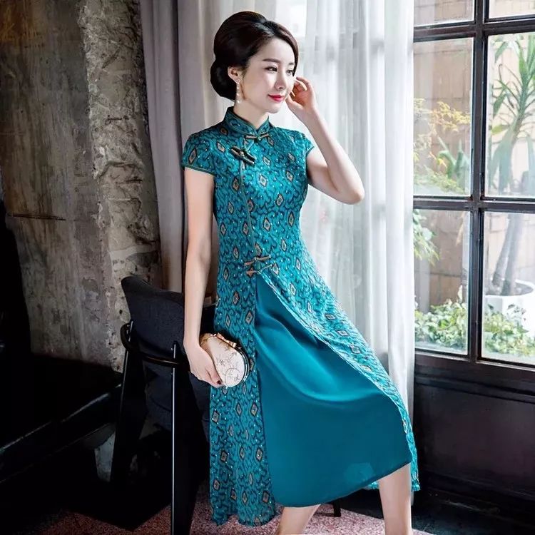 旗袍,最美那一低头的温柔