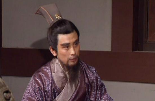 骁勇什么什么成语_成语故事简笔画(2)