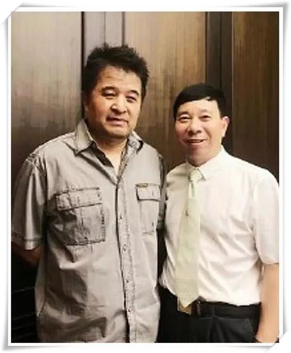 60岁毕福剑近照曝光!发福严重满脸沧桑,姥爷气质荡然无存