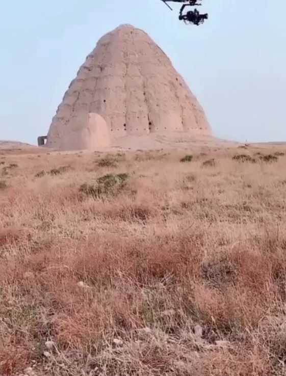 原创鬼吹灯拍到了黑水城路透走一波