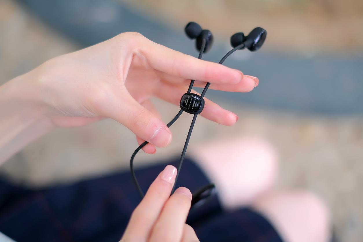 十年音乐老烧测评,治愈系少女的酷狗电音圈铁