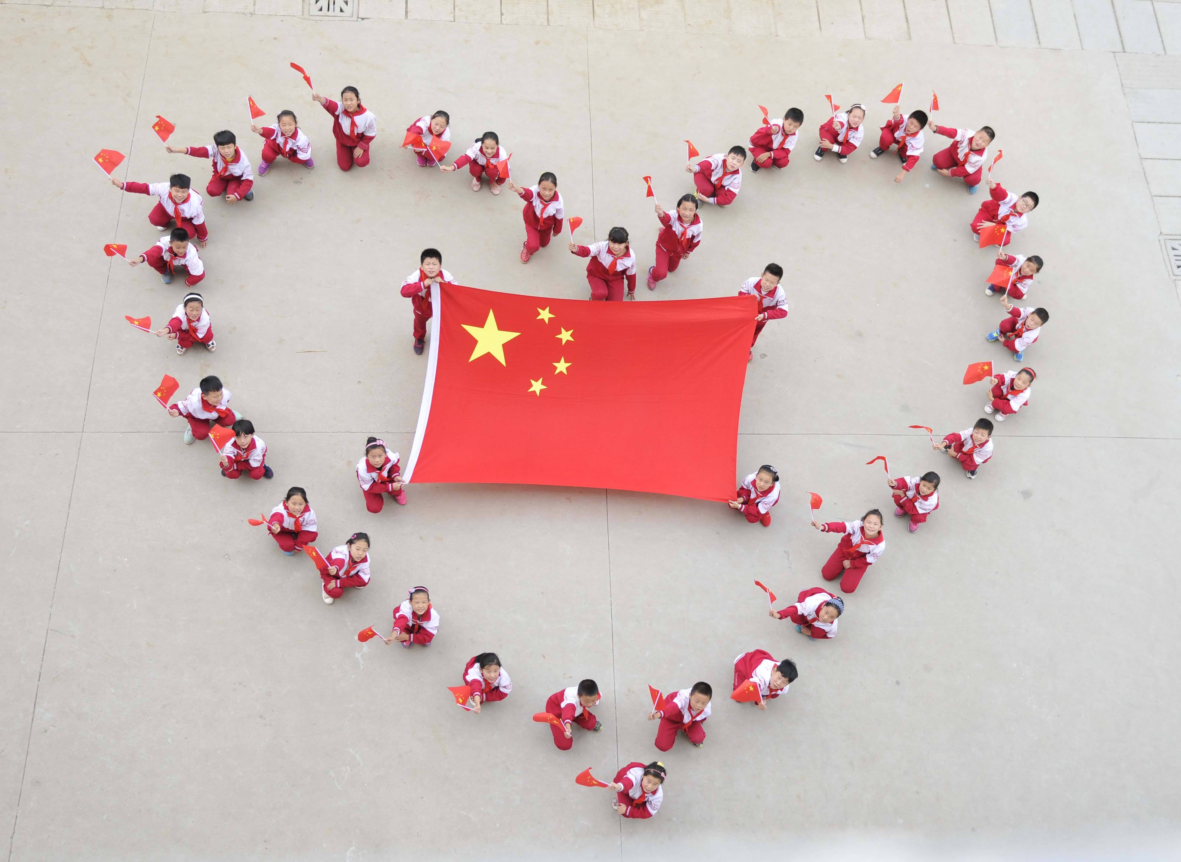 经济总量翻翻_世界经济总量图片(3)