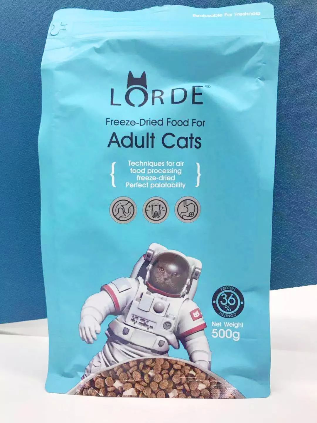 3�����ƽ��è�������,����˭�ǹ����Լ۱�֮��?