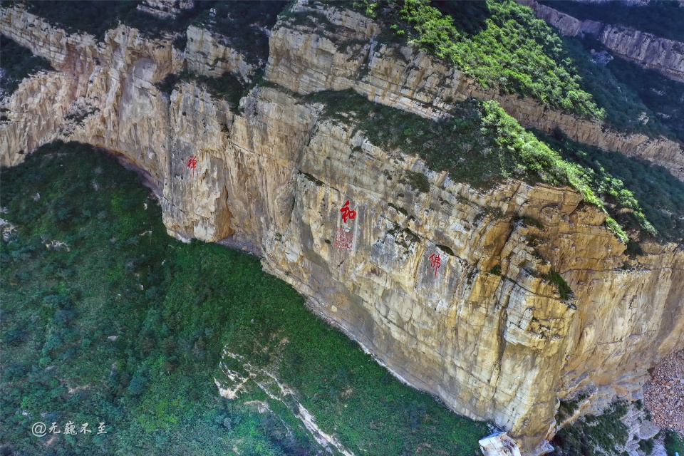 航拍恒山悬空寺金庸笔下绝巧险奇诗仙李白在此留下错别字