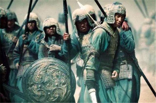 贵为一国皇后,却被迫嫁给“儿子”,被羞辱后,自尽保节 乐虎国际登录平台