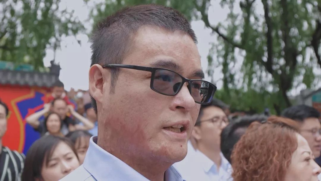 全国道德模范,救火英雄王海滨